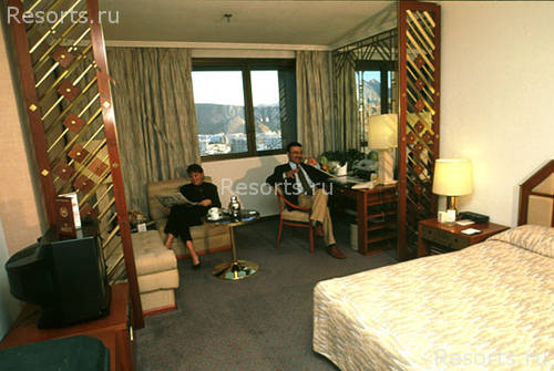 Sheraton Oman Hotel 3